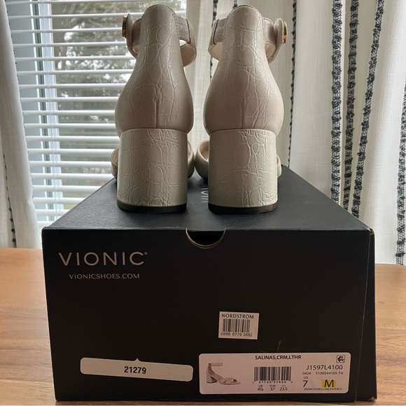 Vionic Leather Sandals - Picture 2 of 5